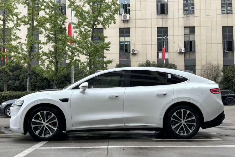 鸿蒙智行 智界R7 2024款 纯电 736km UItra车身外观6004