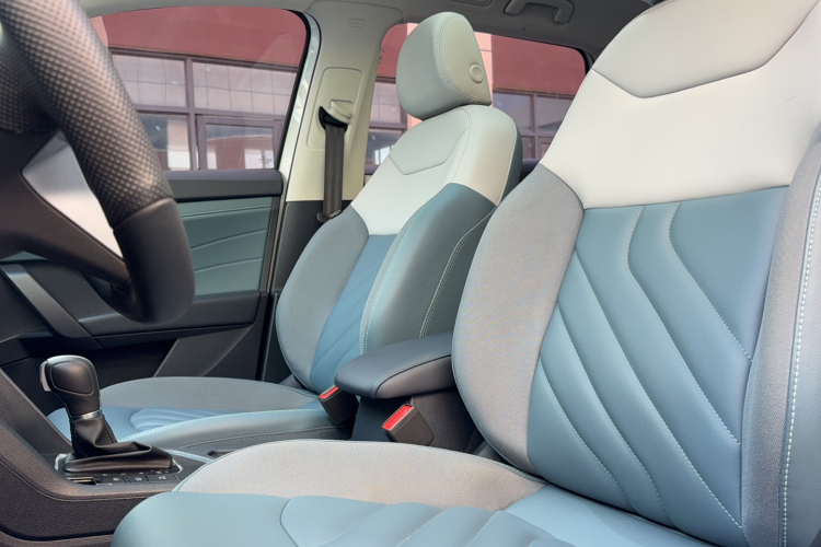 大众 途岳 2023款 300TSI 两驱满月版局部细节19