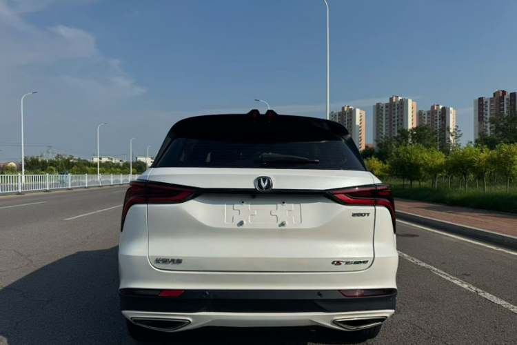 长安CS75 PLUS 2020款 1.5T 自动豪华型车身外观6004