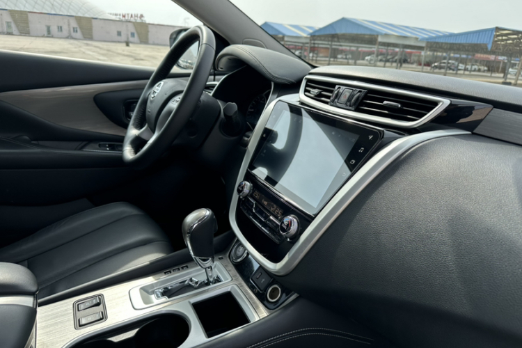 日产 楼兰 2021款 2.5L XL 两驱智联豪华版局部细节9010