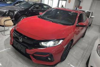 本田 思域 2021款 HATCHBACK 220TURBO CVT新锐控