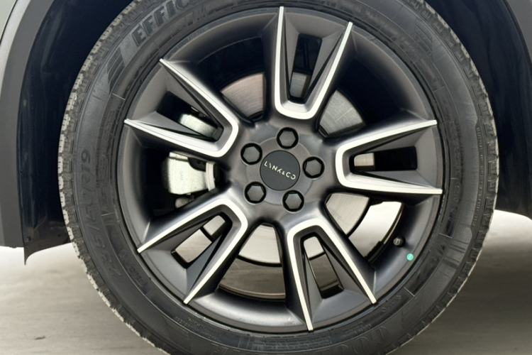 领克01 2021款 2.0TD 两驱型Pro车身外观6004