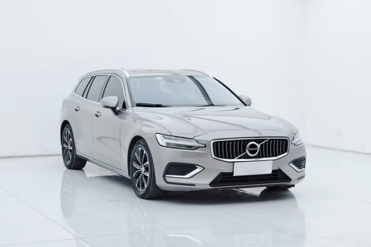 沃尔沃V60 2020款 T4 智逸豪华版车身外观6006