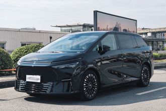 小鹏X9 2025款 740超长续航 Max