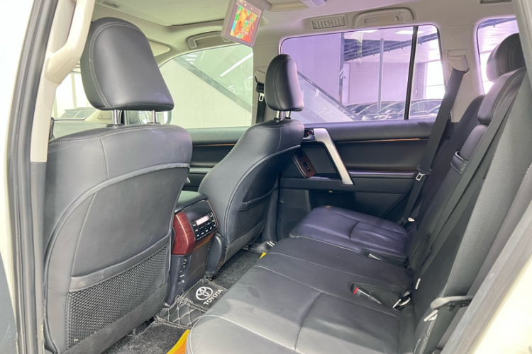 丰田 普拉多 2016款 3.5L 自动TX-L NAVI中控内饰7004