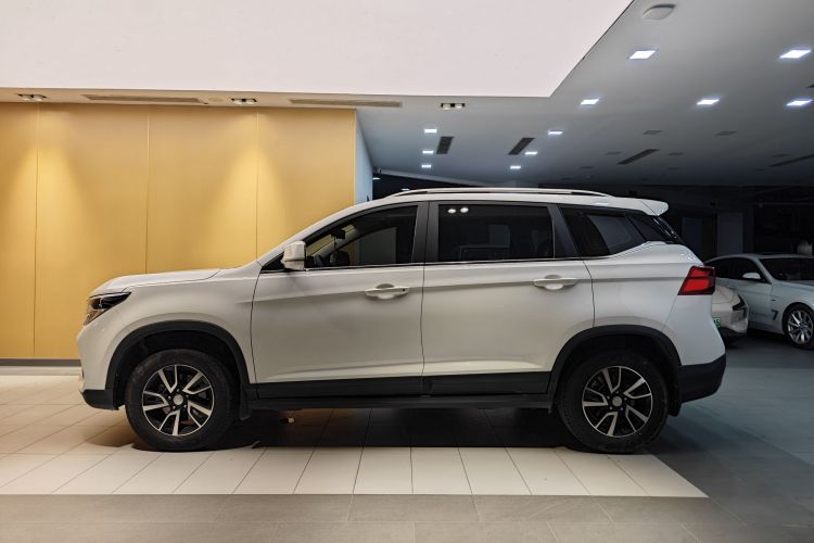 东风风行 风行T5 2020款 1.6L 手动舒适型 国VI车身外观6002