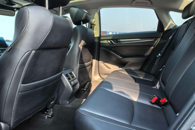 本田 雅阁 2022款 锐·混动 2.0L 幻夜·锐智版中控内饰7005