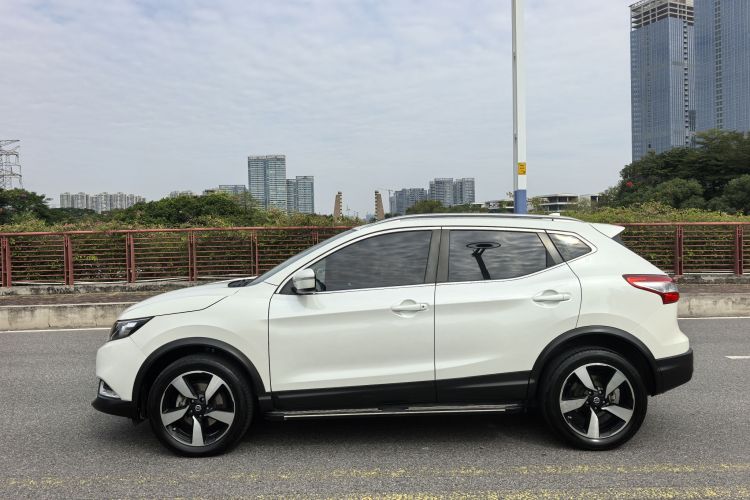 日产 逍客 2017款 2.0L CVT智享版 国V车身外观6009