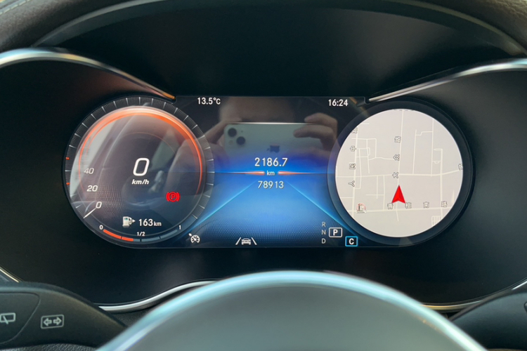 奔驰GLC 2020款 GLC 300 L 4MATIC 豪华型中控内饰15