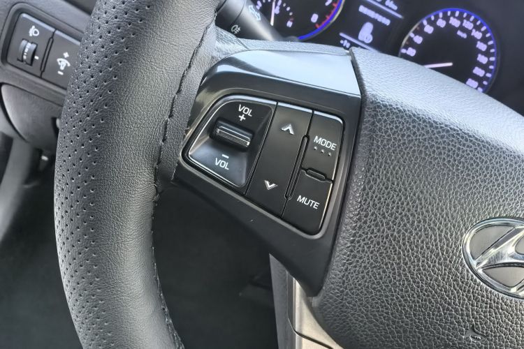 现代 名图 2017款 1.8L 自动智能型GLS 国V中控内饰7007