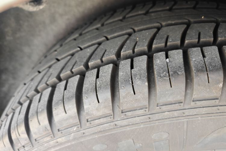 雪铁龙C5 2014款 2.0L 自动尊享型局部细节9004