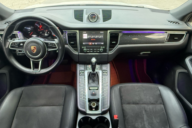 保时捷 2017款  Macan 2.0T中控内饰7001