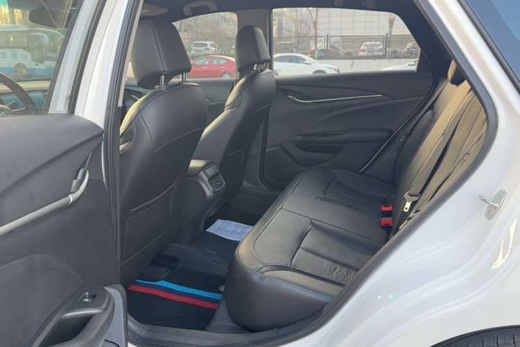 别克 阅朗 2018款 18T 自动精英型中控内饰7002