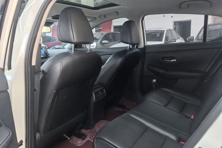 日产 轩逸 2022款 1.6L XL CVT悦享版中控内饰7005