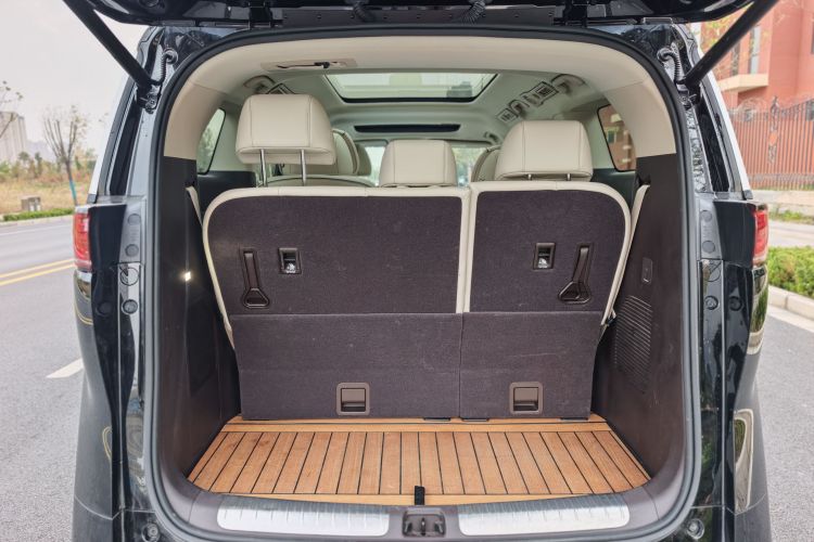 腾势D9 2024款 EV 620 尊享型局部细节23