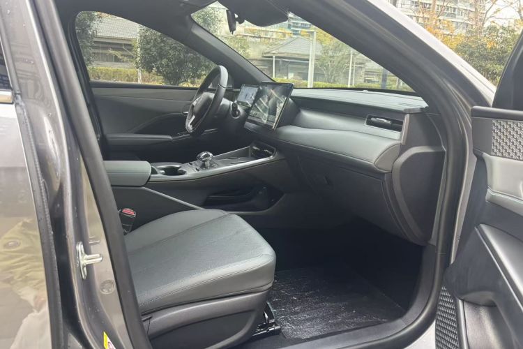 比亚迪 秦PLUS 2025款 EV 智驾版 510KM领先型中控内饰7002