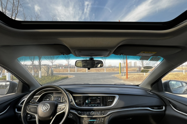 别克 英朗 2015款 15N 自动豪华型中控内饰7002