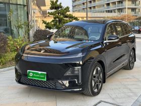 深蓝汽车 深蓝S09 2025款 后驱Ultra