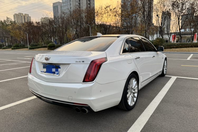 凯迪拉克CT6 2017款 28T 领先型车身外观6005