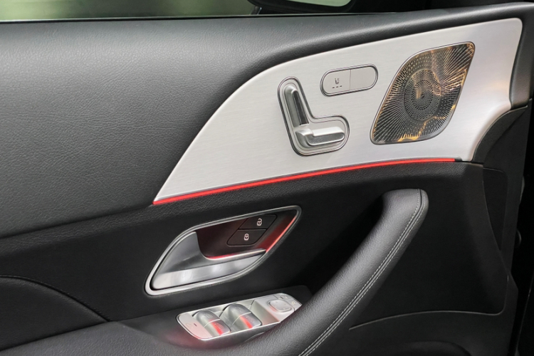 奔驰GLE 2022款 改款 GLE 350 4MATIC 轿跑SUV 时尚型中控内饰7014