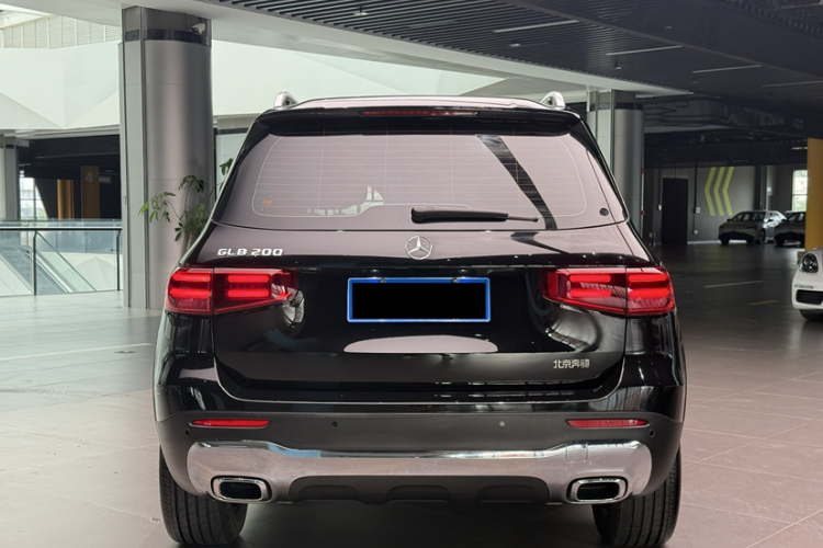 奔驰GLB 2024款 改款 GLB 200 动感型车身外观6004
