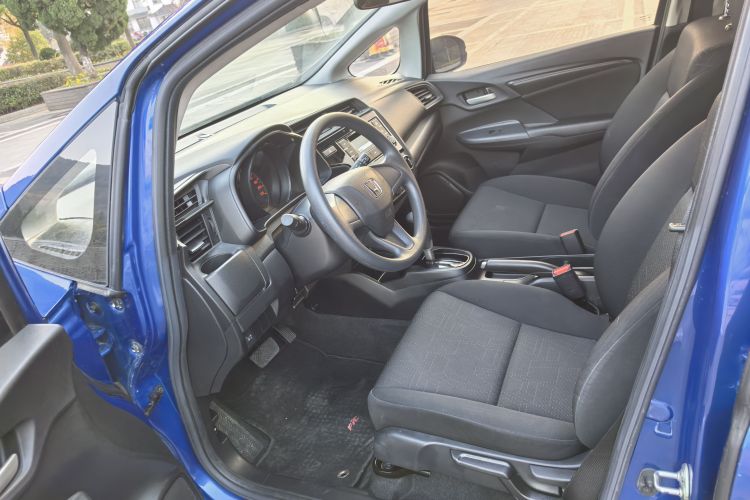 本田 飞度 2018款 1.5L CVT舒适天窗版局部细节19