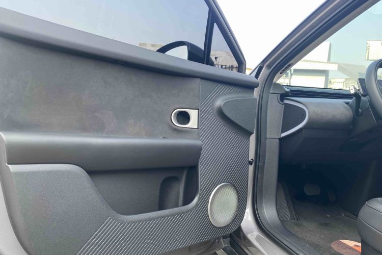 firefly萤火虫 2025款 发光版中控内饰7008