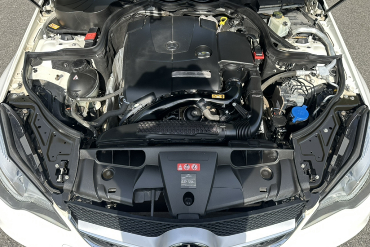 奔驰E级(进口) 2014款 E 200 轿跑版局部细节24