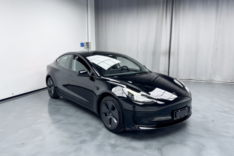 特斯拉 Model 3 2022款 后轮驱动版车身外观6005
