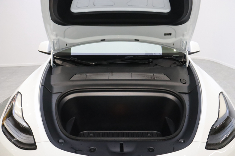 特斯拉 Model Y 2022款 Performance高性能全轮驱动版车身外观6003