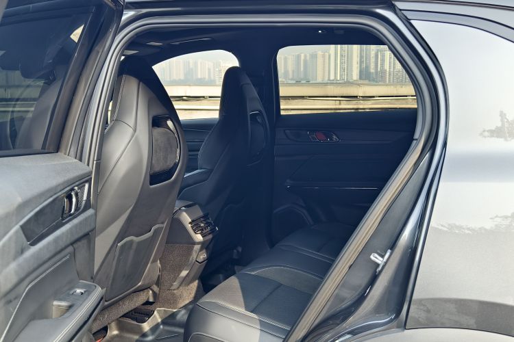 领克01 EM-P 2023款 1.5TD EM-P PM中控内饰7003