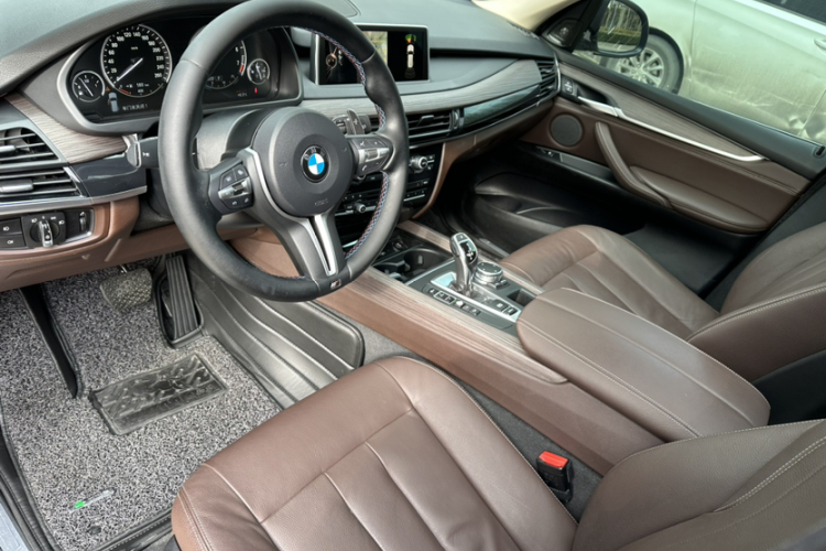 宝马X5(进口) 2014款 xDrive35i 领先型中控内饰7003