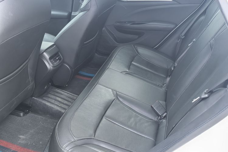 别克 英朗 2019款 18T 自动互联精英型 国V中控内饰7002