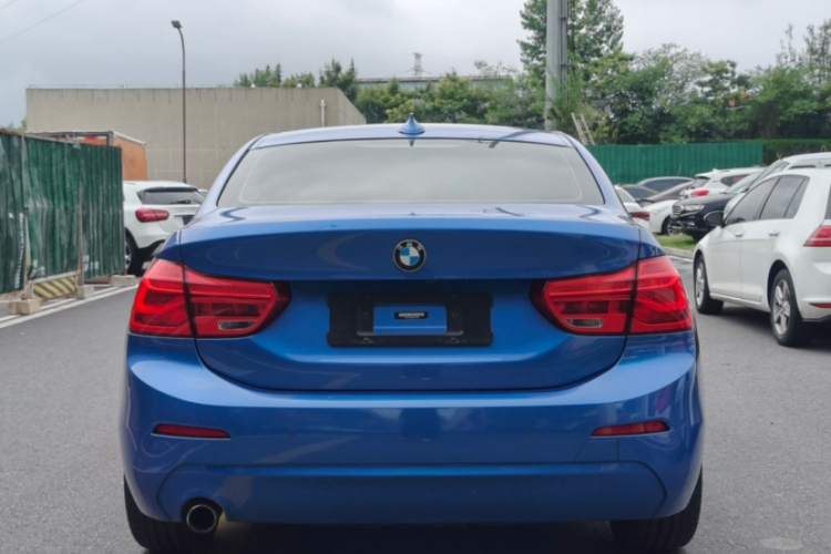 宝马1系 2019款 118i 时尚型车身外观6004