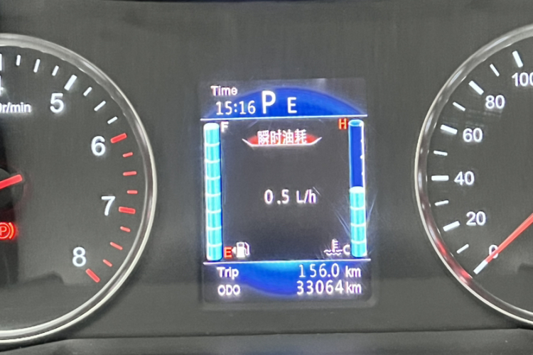 众泰T600 2019款 1.5T 自动豪华型中控内饰15