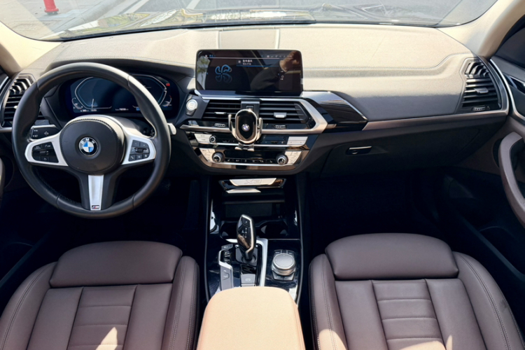 宝马X3 2021款 xDrive25i M运动套装中控内饰7005