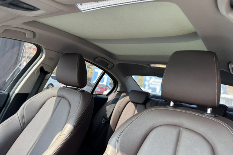 宝马1系 2020款 120i M运动套装局部细节22