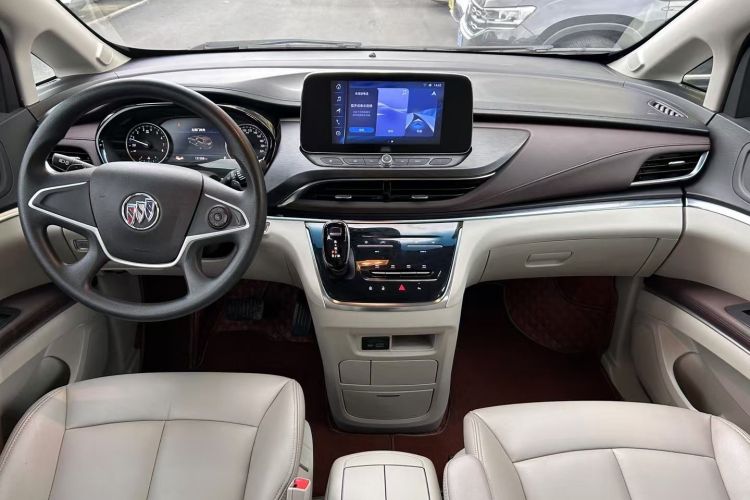 别克GL8 2023款 陆上公务舱 舒适型中控内饰7002