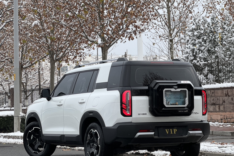 北京越野 北京BJ30 2024款 1.5T 魔核电驱进阶版车身外观6003