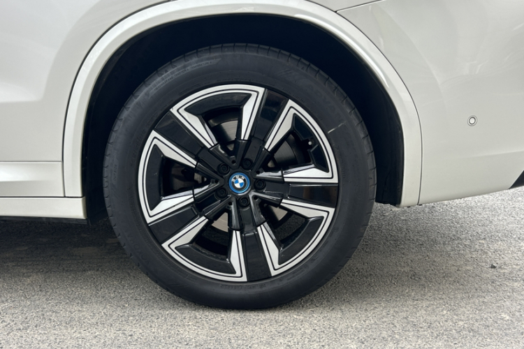 宝马iX3 2022款 领先型车身外观6007