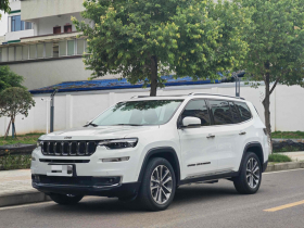Jeep 大指挥官 2018款 2.0T 四驱悦享版 国VI