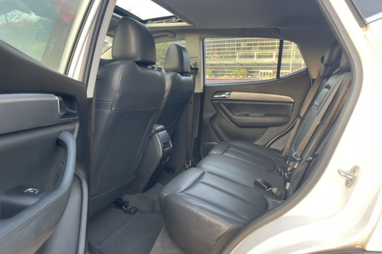 东南DX5 2019款 1.5T CVT豪华型中控内饰7002