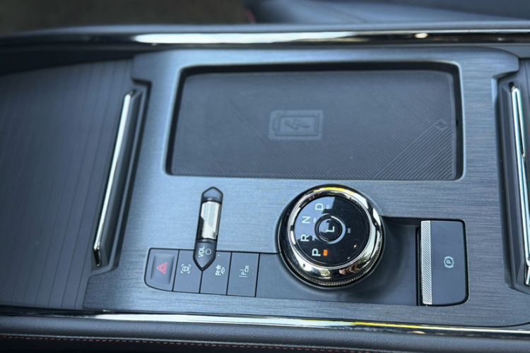 福特 蒙迪欧 2024款 2.0T E-混动运动版 ST-Line车身外观6005