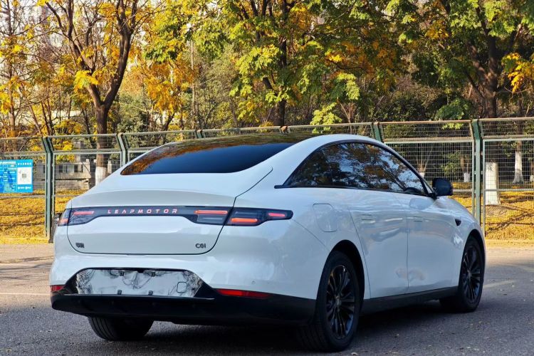 零跑汽车 零跑C01 2023款 525舒享版车身外观6006