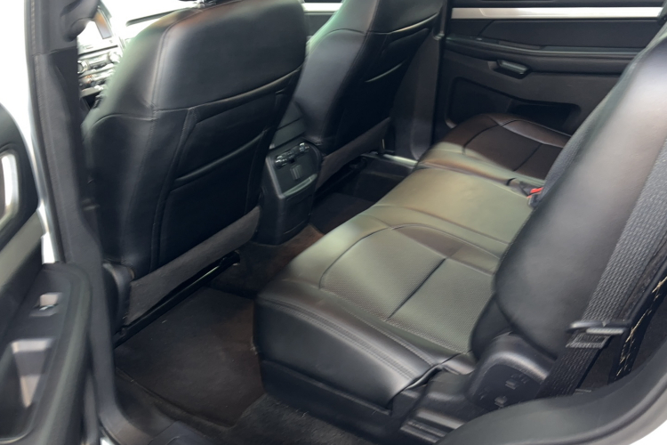 福特 探险者(进口) 2016款 2.3T 风尚版中控内饰7001