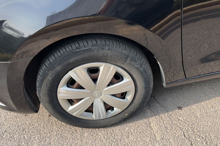 大众 捷达 2015款 质惠版 1.6L 自动时尚型车身外观6008