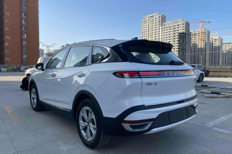 奔腾T90 2023款 1.5T DCT 自动豪华型车身外观6005