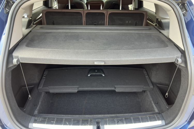 宝马X1 2020款 xDrive25Li 尊享型中控内饰7008