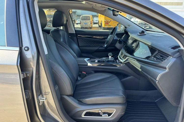 吉利汽车 博瑞 2021款 1.8T 领航版中控内饰7007