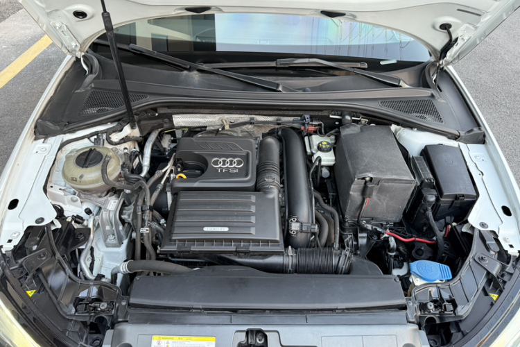 奥迪A3 2015款 Sportback 35 TFSI 百万纪念智领型局部细节24